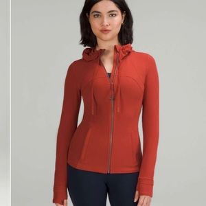 NWT Lululemon Hooded Define Jacket *Nulu - size 14 - Cayenne
